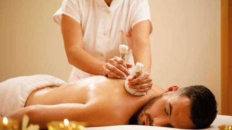 Read more about the article Why Regular Massage Therapy Should Be One of Your 2024 New Year Resolutions?