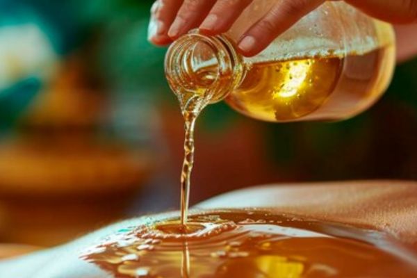 Organic hot oil massage for skin